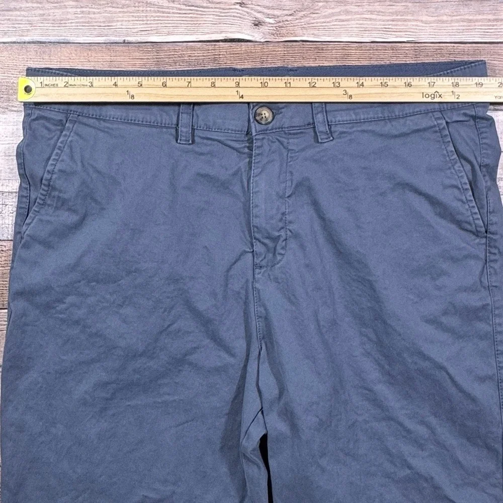 Berkley Jensen Mens 38‎ Slate Blue Chino Shorts Stretch Cotton Flat Front Snag